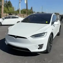 Скачать Electric Tesla Model X Driver Взлом [Много монет] + [МОД Меню] на Андроид